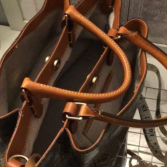 Dooney & Bourke Snake Skin Bag - Picture 10 of 16